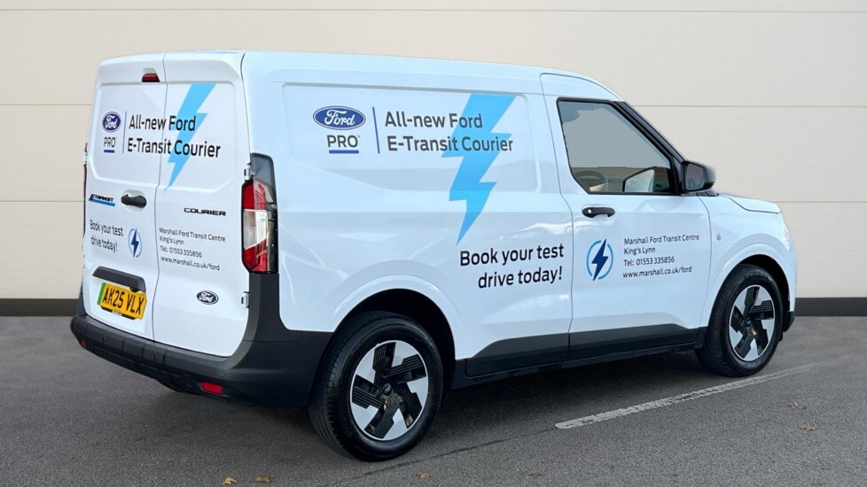 Used Ford Transit Courier 2025 for sale - 76372958: Photo 10