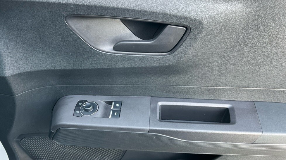 Used Ford Transit Courier 2025 for sale - 76372958: Photo 38