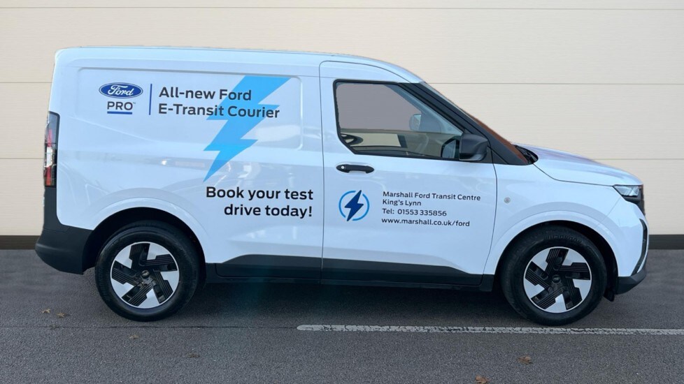 Used Ford Transit Courier 2025 for sale - 76372958: Photo 5