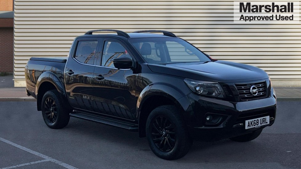 Used Nissan Navara 2018 for sale - 75758852: Photo 1