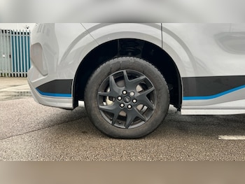 Used Ford Transit Custom 2024 for sale - 76609738: Photo