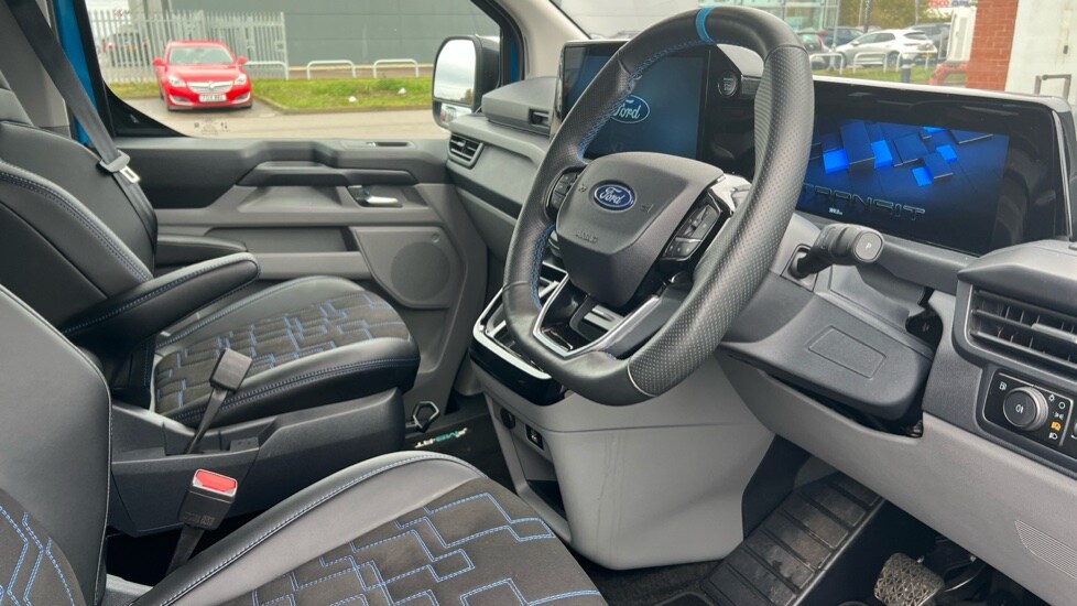 Used Ford Transit Custom 2025 for sale - 76372797: Photo 11