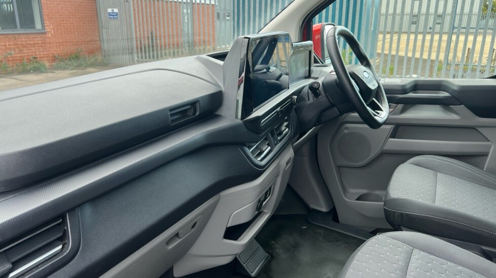 Used Ford Transit Custom 2024 for sale - 76229455: Photo 4