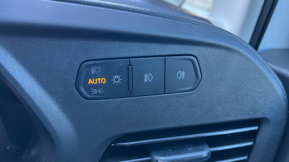 Used Ford Transit Connect 2025 for sale - 75934528: Photo 40