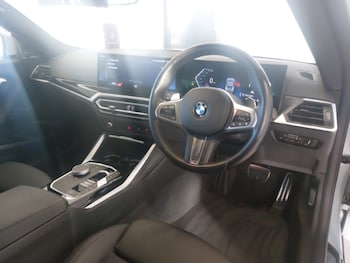 Used BMW 2 Series 2023 for sale - 77273087: Photo