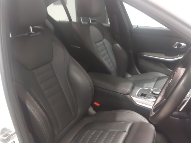 Used BMW 3 Series 2024 for sale - 76275840: Photo 11