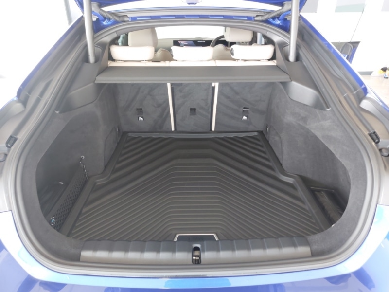 Used BMW i4 2023 for sale - 77956658: Photo 13