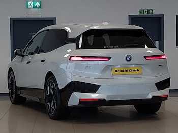Used BMW iX 2022 for sale - 79121444: Photo