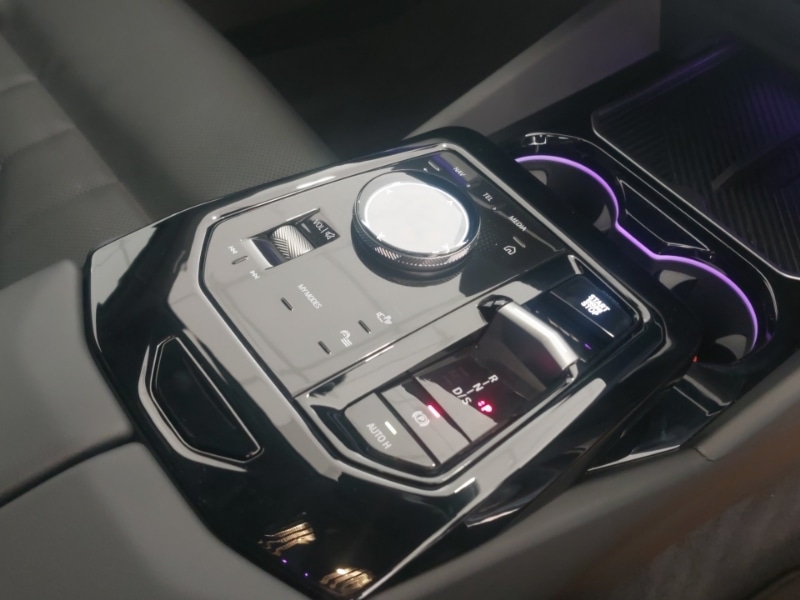 Used BMW 5 Series 2025 for sale - 77126287: Photo 10