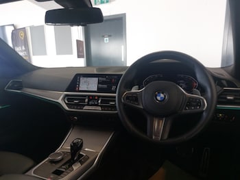 Used BMW 3 Series 2021 for sale - 77689933: Photo