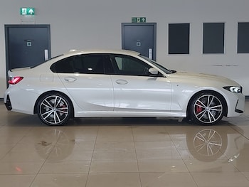 Used BMW 3 Series 2024 for sale - 76233609: Photo 2
