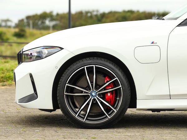 Used BMW 3 Series 2023 for sale - 75526376: Photo 13
