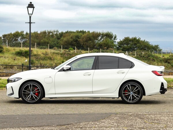 Used BMW 3 Series 2023 for sale - 75526376: Photo 2