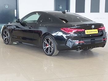 Used BMW 4 Series 2024 for sale - 77987877: Photo