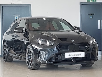 2024 - M13xDrive Sports Hatch 5-Door