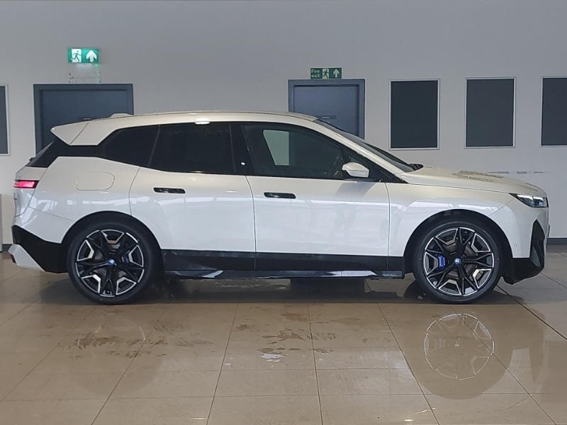 Used BMW iX 2024 for sale - 76427676: Photo 2