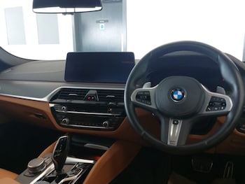 Used BMW 5 Series 2022 for sale - 79274180: Photo