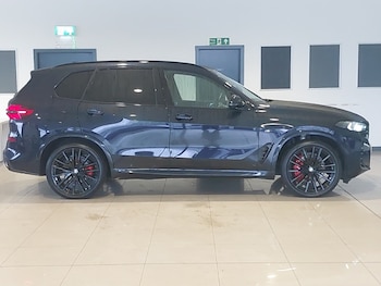 Used BMW X5 2024 for sale - 76721875: Photo