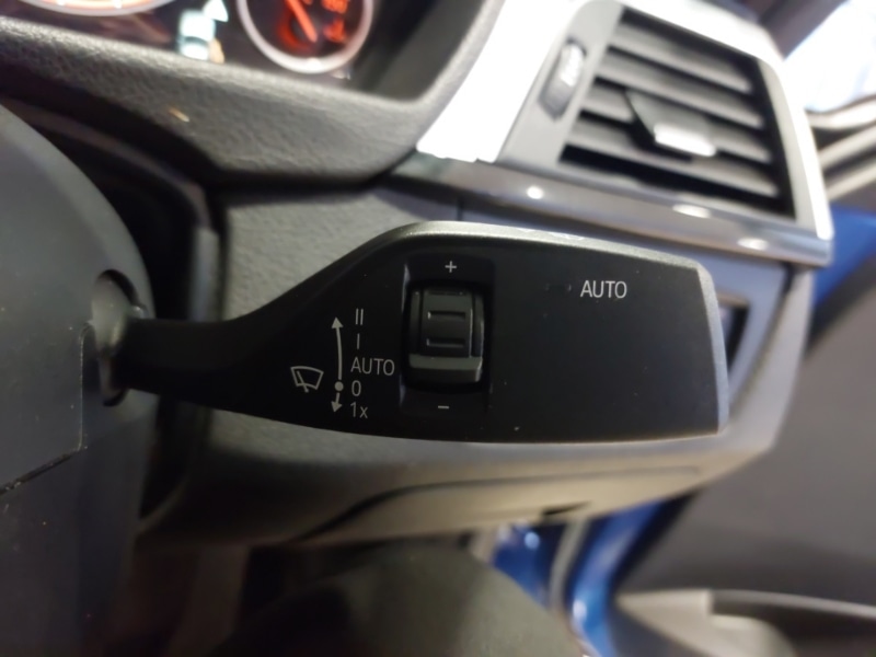 Used BMW 3 Series 2019 for sale - 77767602: Photo 19