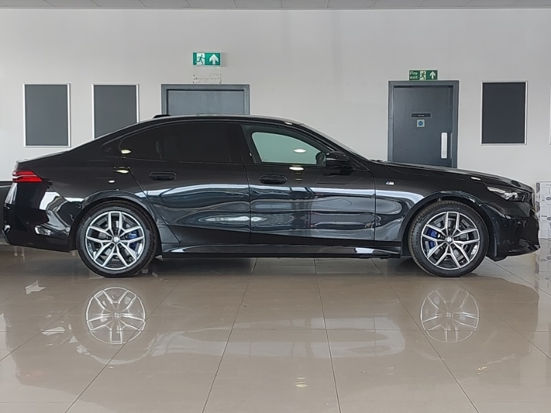 Used BMW 5 Series 2024 for sale - 76317601: Photo 2