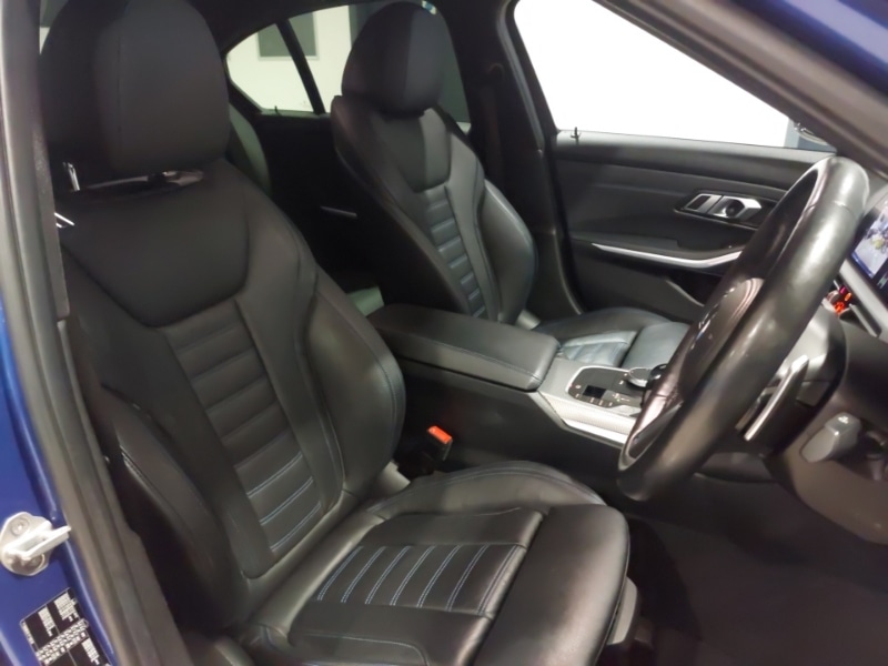 Used BMW 3 Series 2019 for sale - 77169317: Photo 11