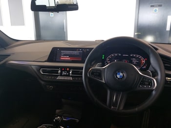 Used BMW 1 Series 2023 for sale - 78480422: Photo