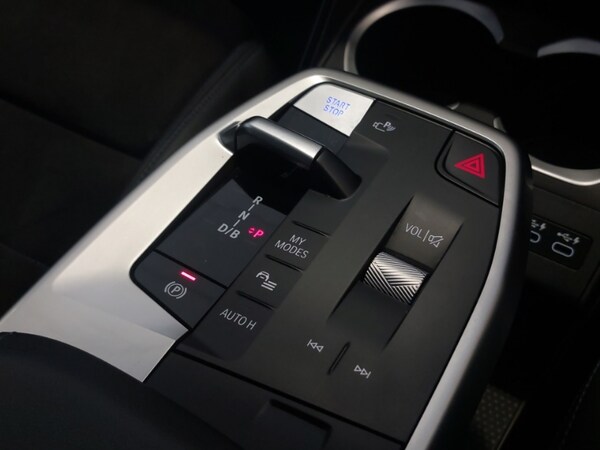 Used BMW iX1 2023 for sale - 76246431: Photo 10