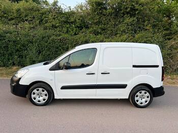 Used Peugeot Partner 2017 for sale - 79695118: Photo