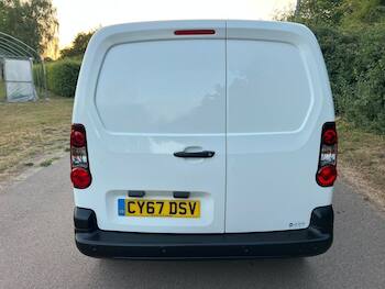 Used Peugeot Partner 2017 for sale - 79695118: Photo