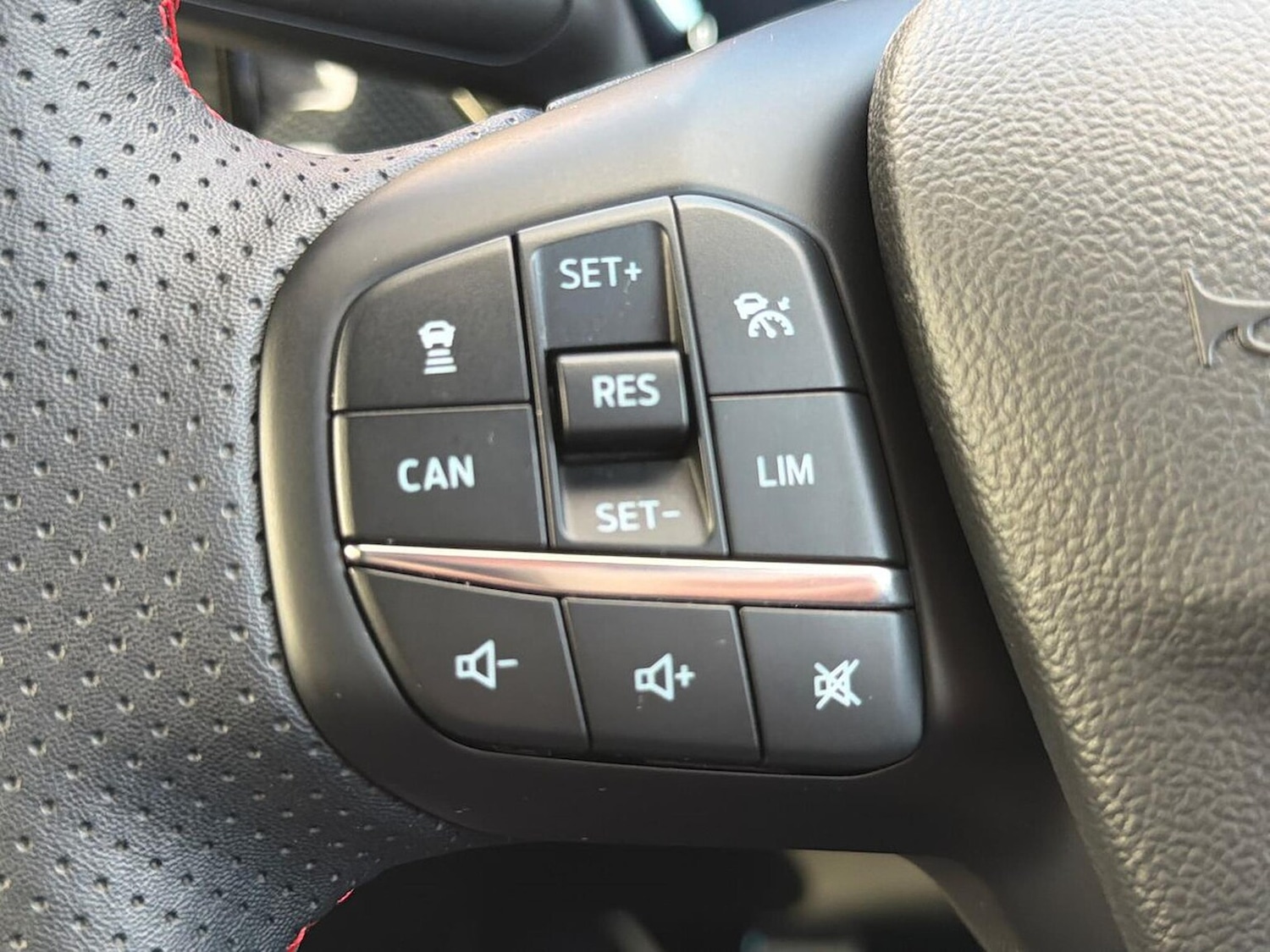 Used Ford Focus 2025 for sale - 76736660: Photo 26