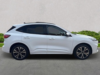 Used Ford Kuga 2023 for sale - 76017880: Photo 3