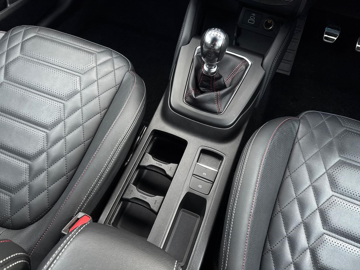 Used Ford Focus 2022 for sale - 77028128: Photo 15