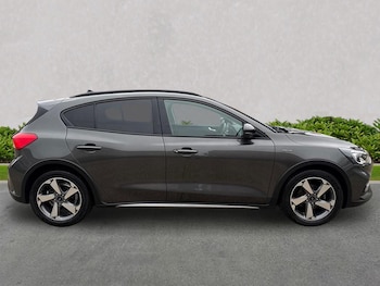 Used Ford Focus 2021 for sale - 78060601: Photo