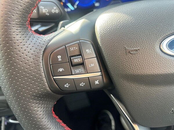 Used Ford Focus 2023 for sale - 76198456: Photo 26