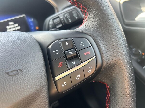 Used Ford Focus 2023 for sale - 76198456: Photo 27