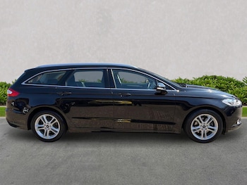 Used Ford Mondeo 2015 for sale - 79417792: Photo