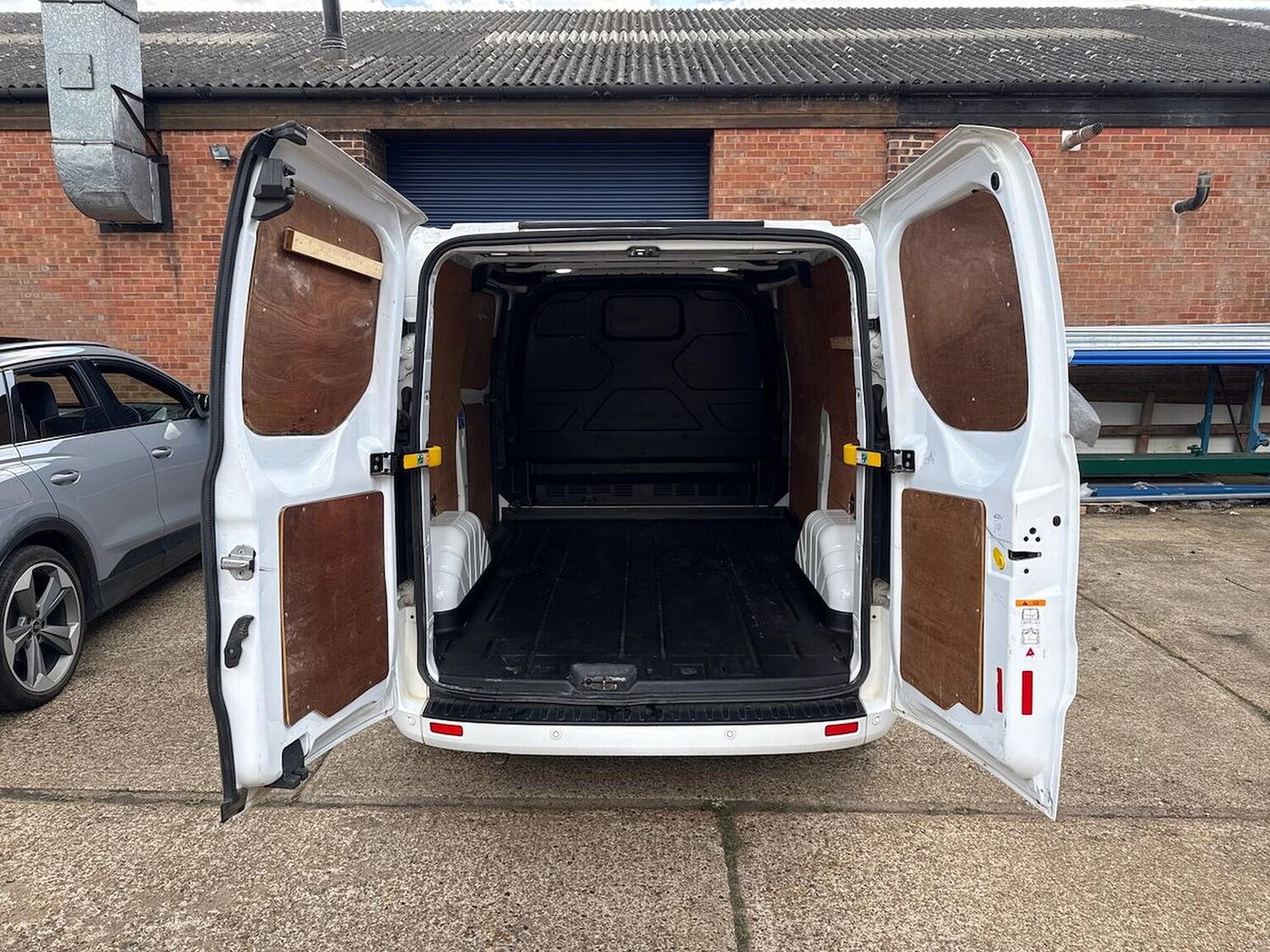 Used Ford Transit Custom 2020 for sale - 76027527: Photo 17