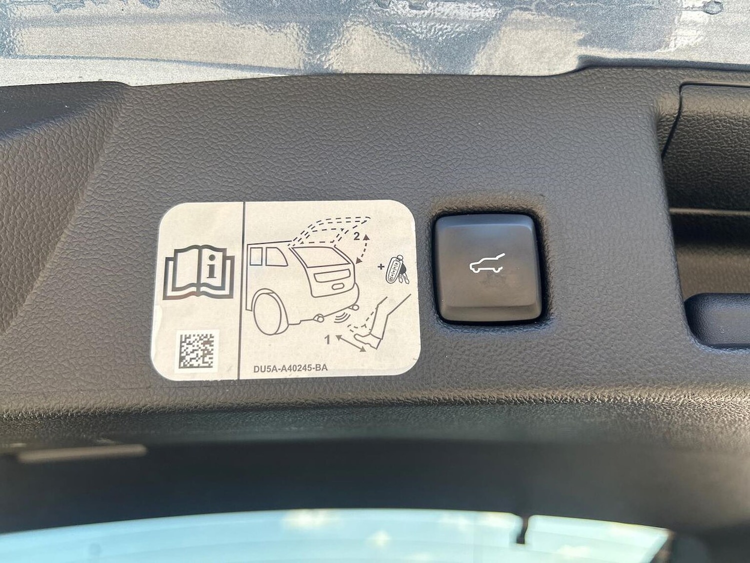Vehicle 33