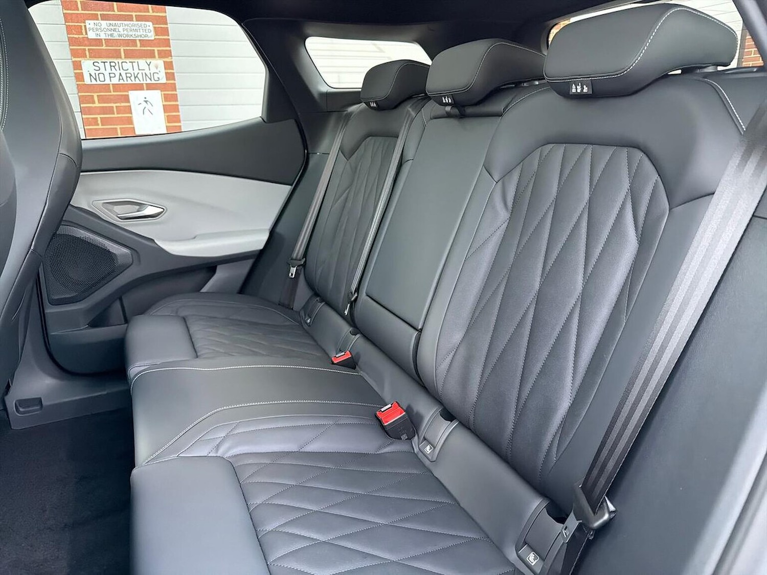 Used Ford Explorer 2025 for sale - 76935394: Photo 16