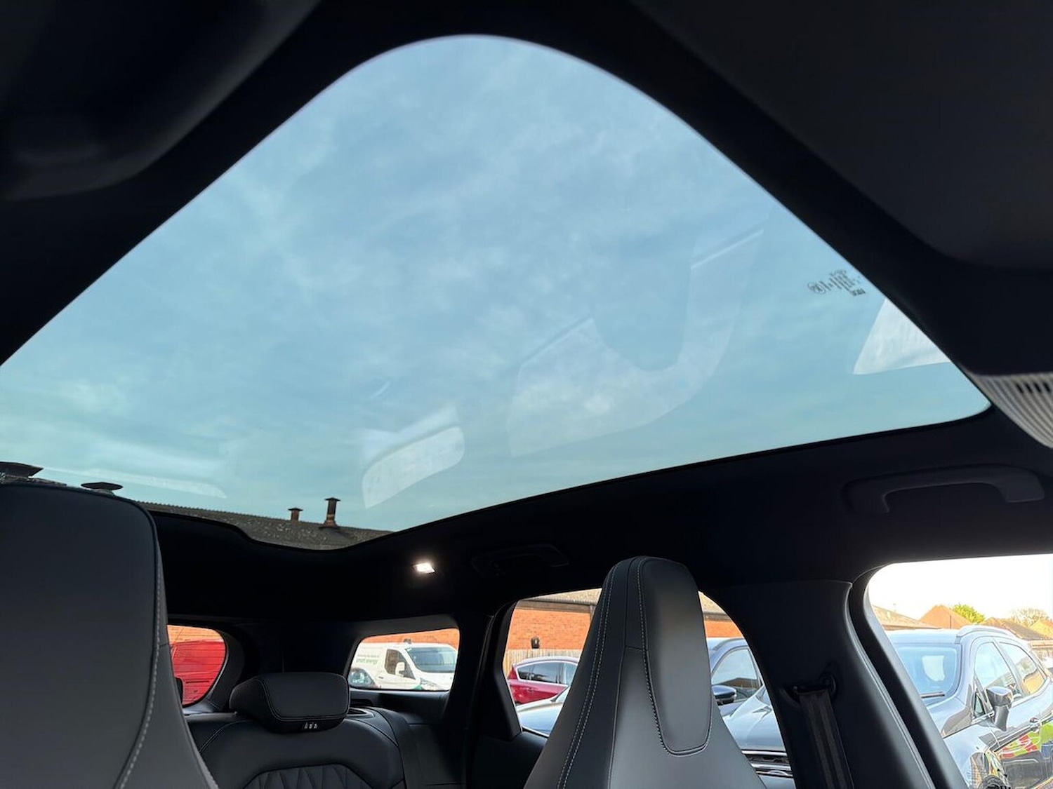 Used Ford Explorer 2025 for sale - 76935394: Photo 32