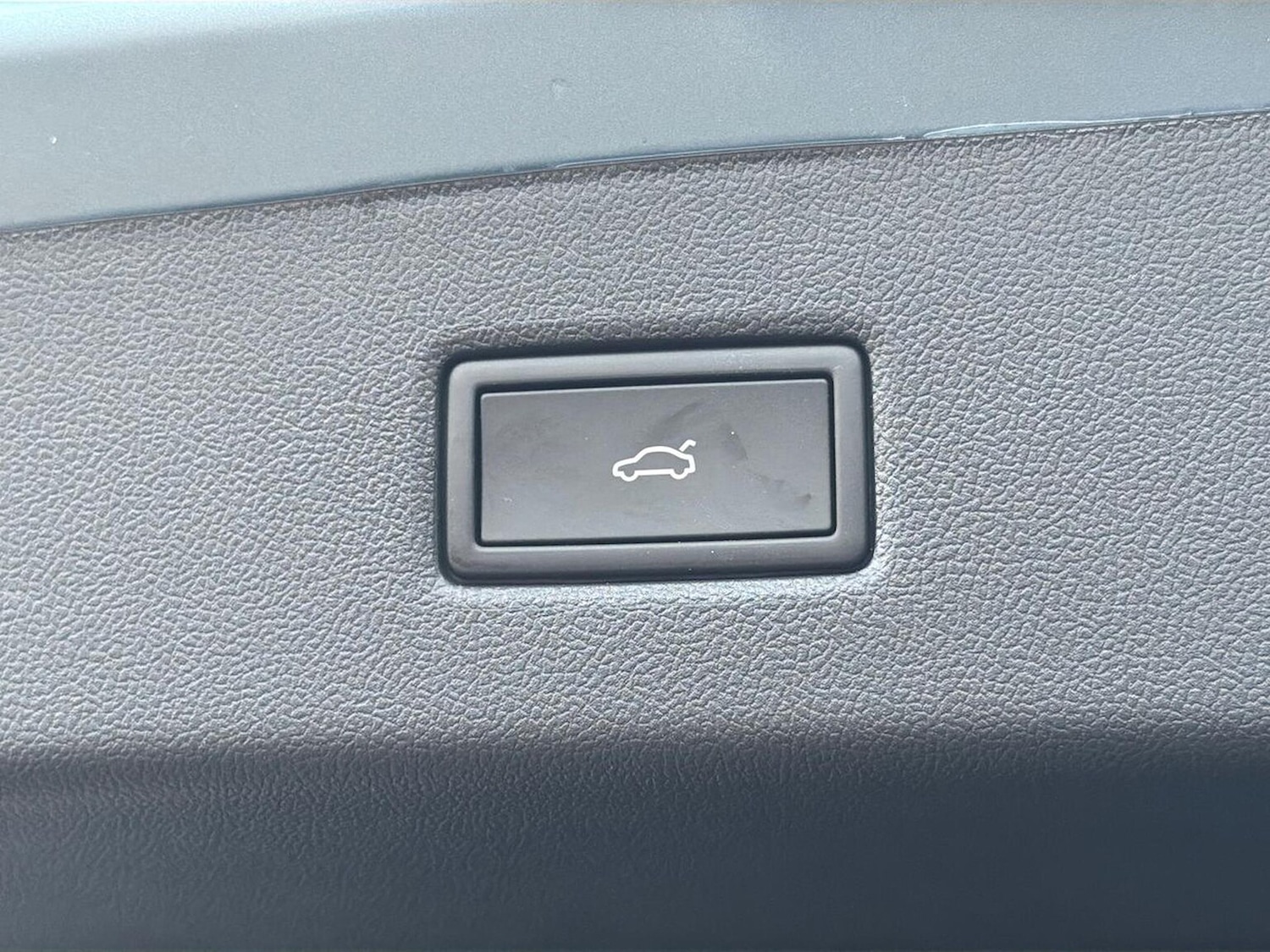 Used Ford Explorer 2025 for sale - 76935394: Photo 37