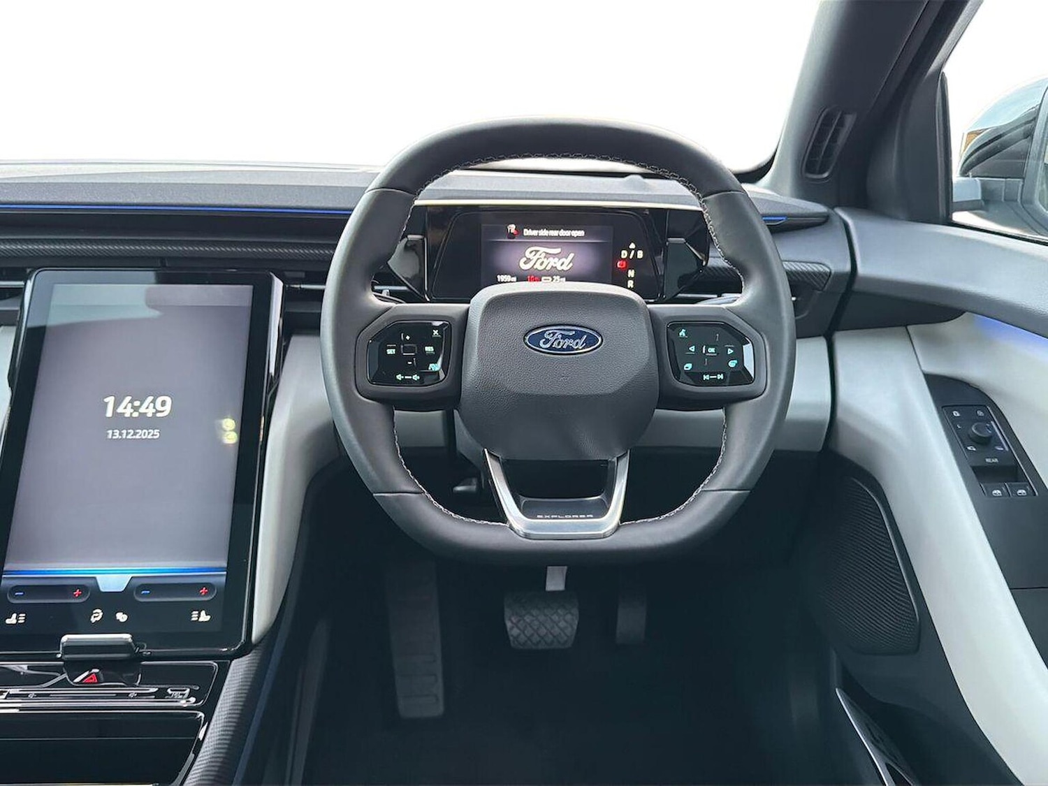 Used Ford Explorer 2025 for sale - 76935394: Photo 9