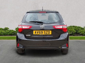 Used Toyota Yaris 2020 for sale - 78770226: Photo