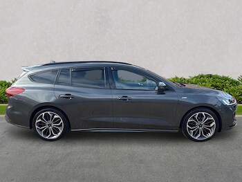 Used Ford Focus 2023 for sale - 78252778: Photo