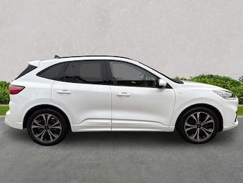 Used Ford Kuga 2022 for sale - 76986859: Photo