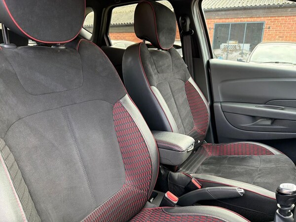 Used Renault Captur 2019 for sale - 76220470: Photo 32
