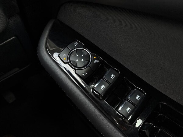 Used Ford S-Max 2022 for sale - 76089135: Photo 21