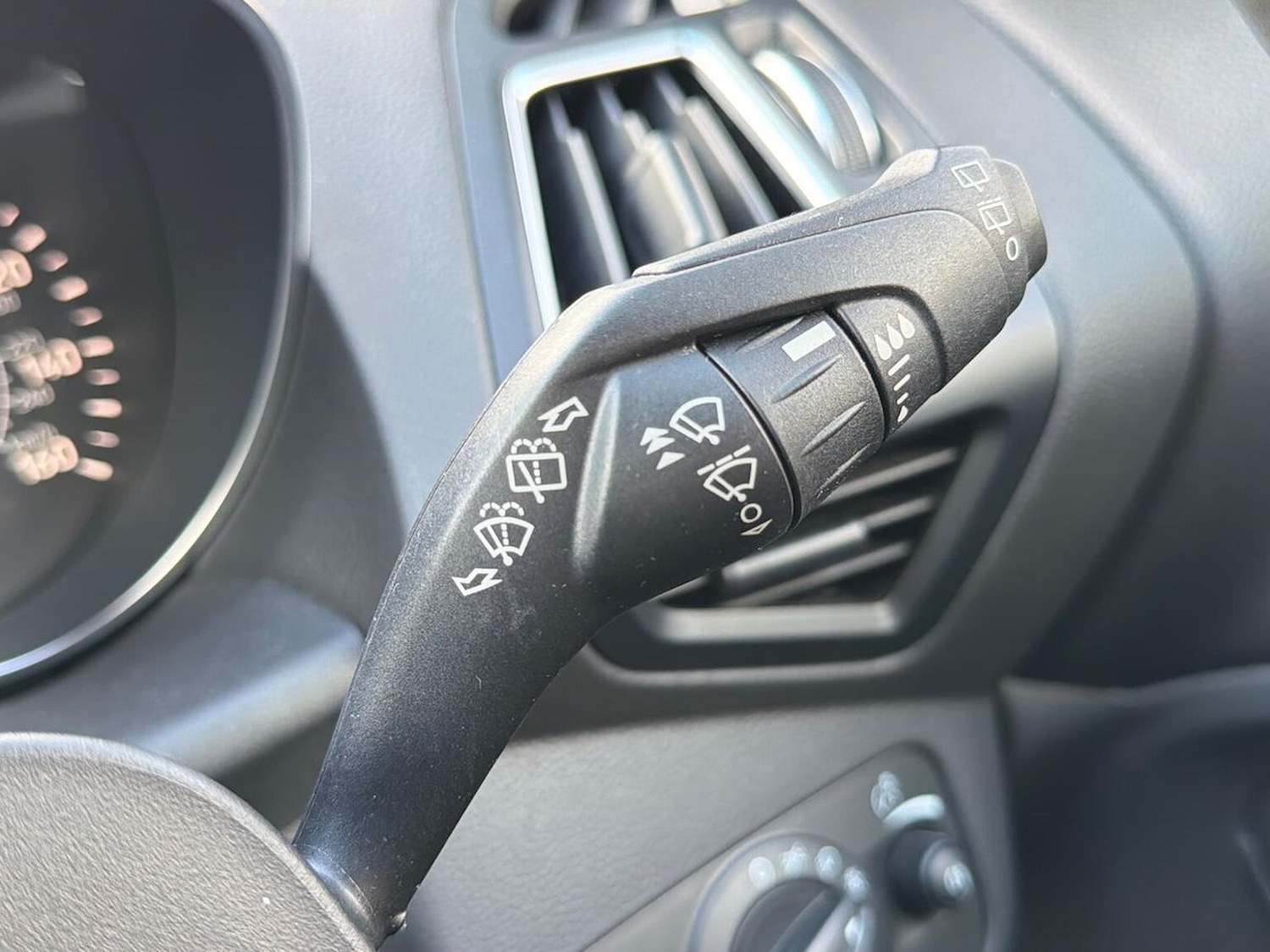 Used Ford Kuga 2017 for sale - 77962331: Photo 29