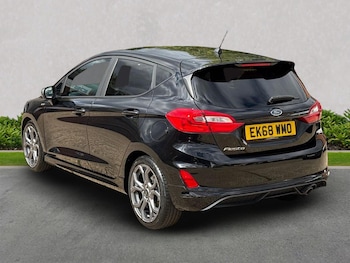 Used Ford Fiesta 2018 for sale - 75975378: Photo