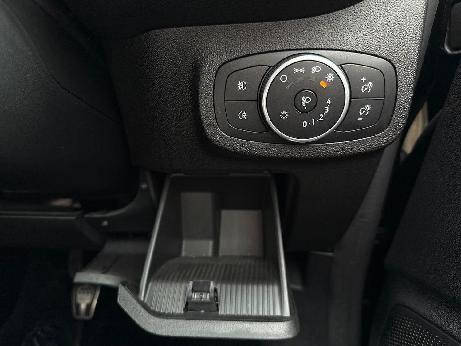 Vehicle 33